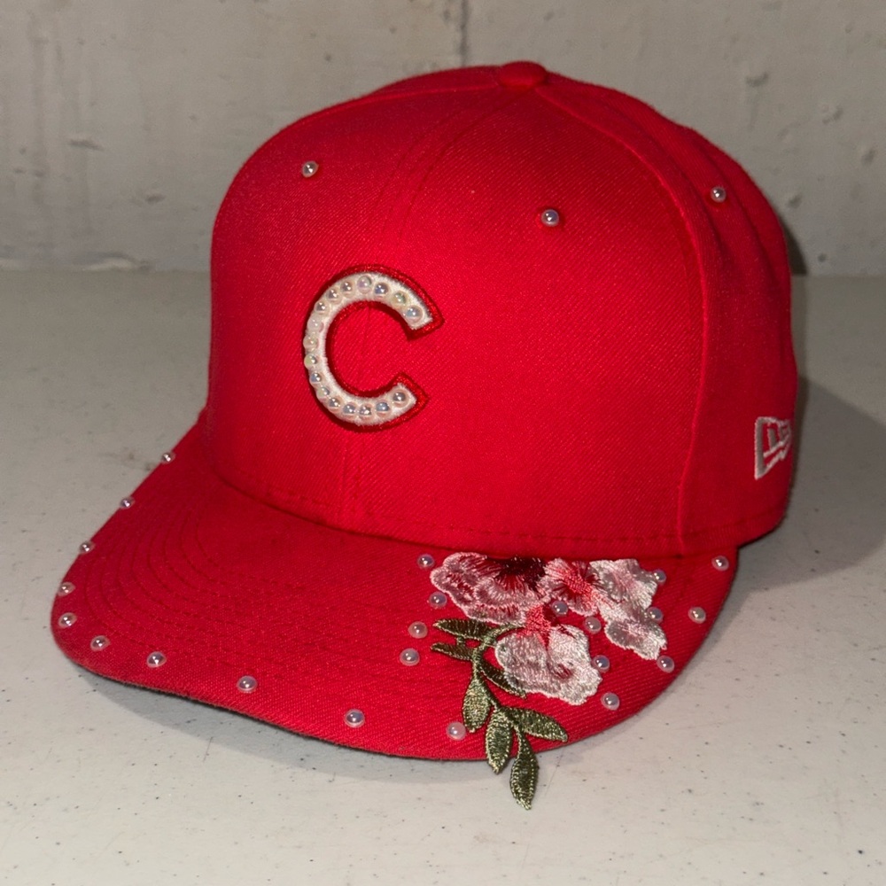 New Era Strawberry & Pearls Cubs Hat